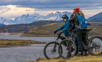 Estancias & E-bikes Patagonia Adventure